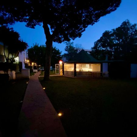 Benamara Gardens Apartment Estepona Exteriör bild