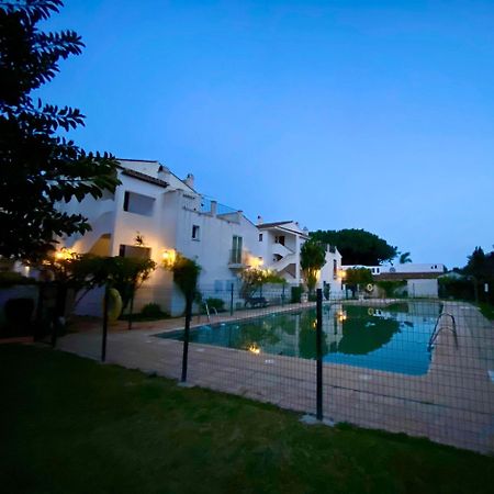 Benamara Gardens Apartment Estepona Exteriör bild